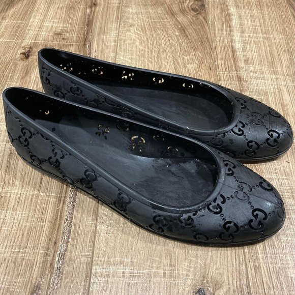 Gucci slides worn once - Picture 1 of 4